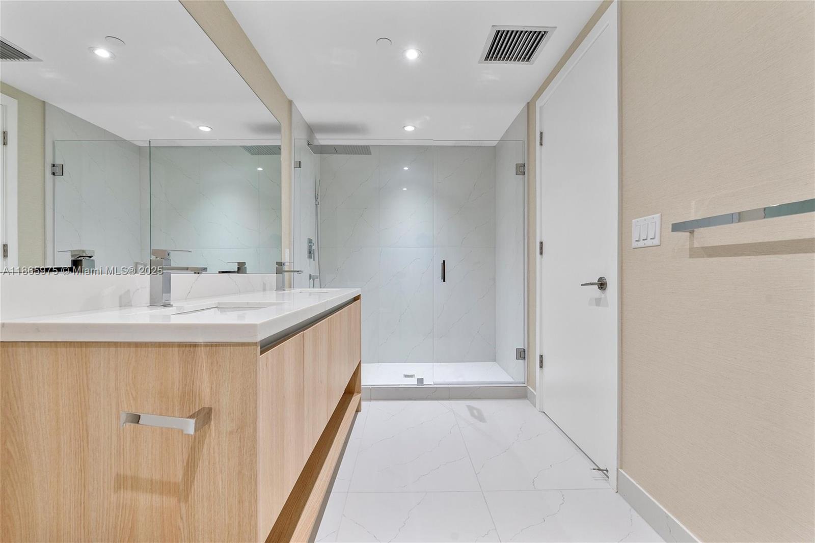 Alana Bay Harbor Islands - Residential