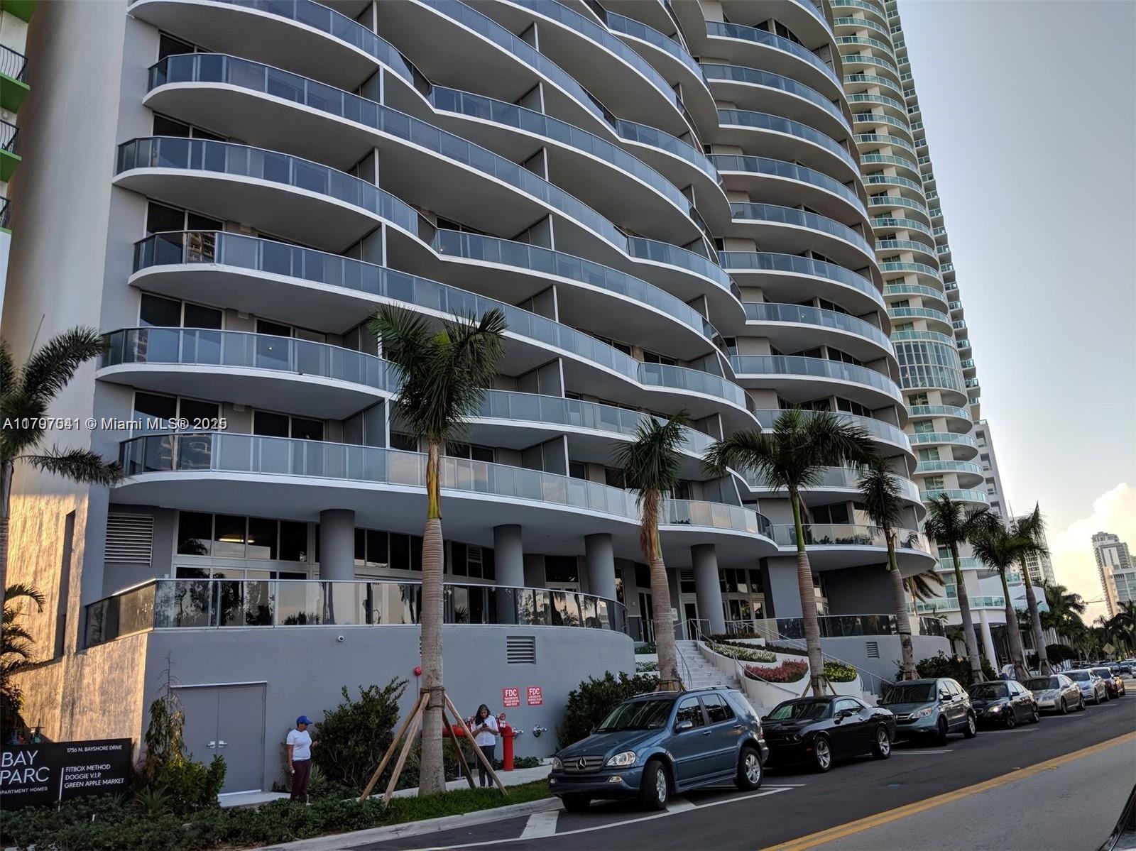 ARIA ON THE BAY CONDO - Residential Lease