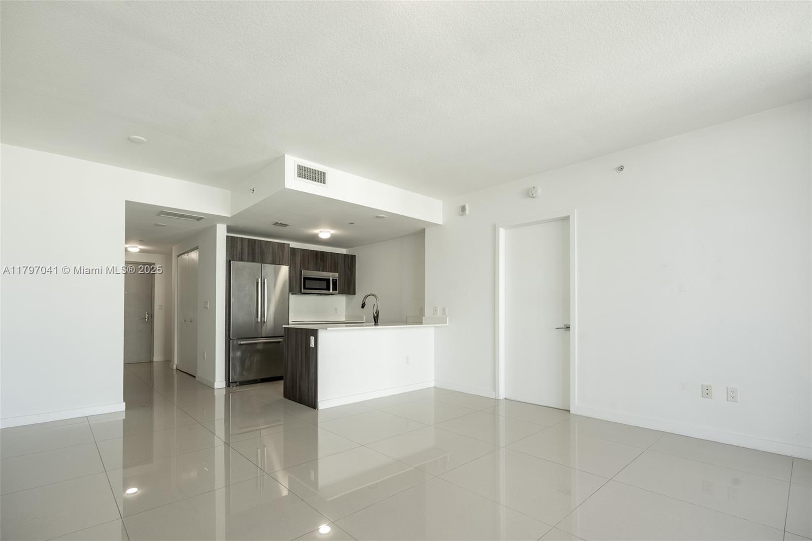 ARIA ON THE BAY CONDO - Residential Lease