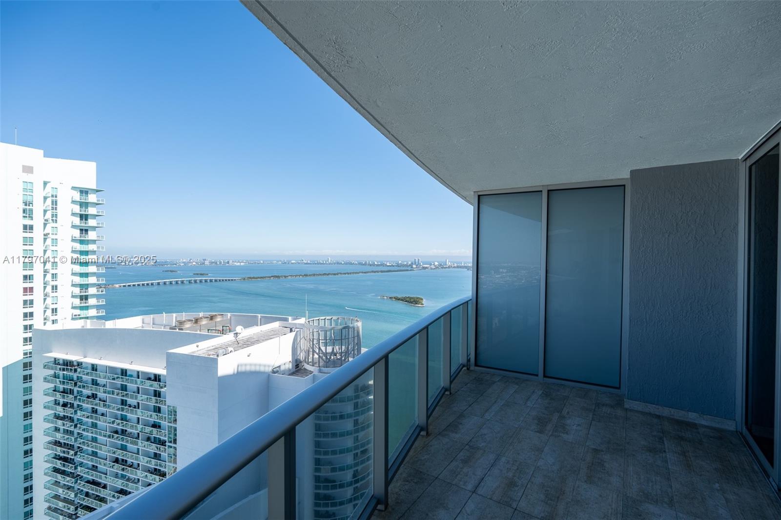 ARIA ON THE BAY CONDO - Residential Lease