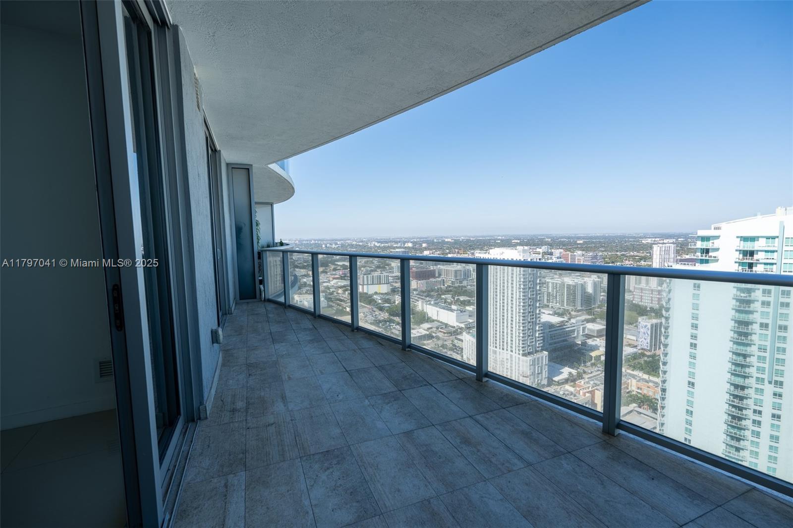 ARIA ON THE BAY CONDO - Residential Lease