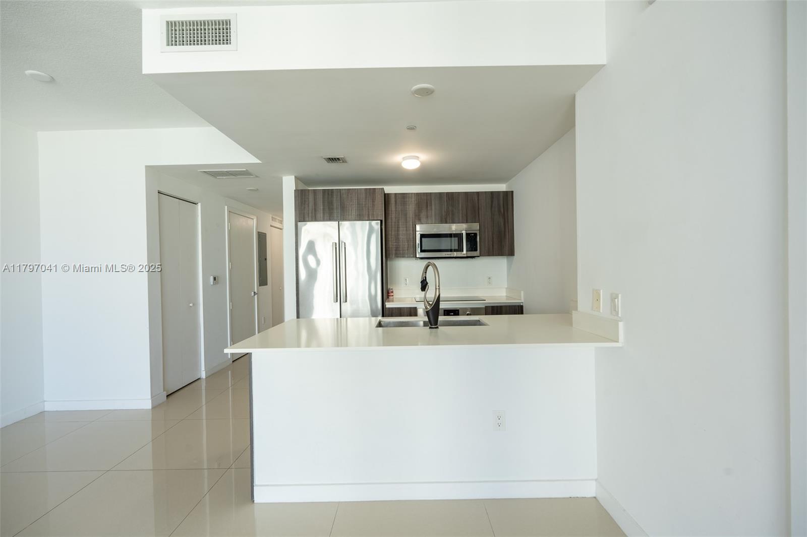 ARIA ON THE BAY CONDO - Residential Lease