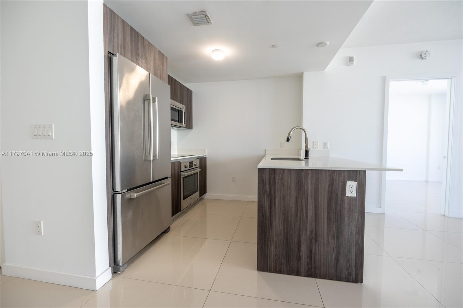 ARIA ON THE BAY CONDO - Residential Lease