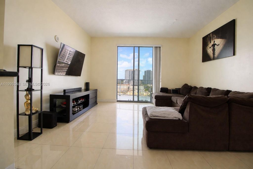 Photo of 140 S Dixie Hwy #1019, Hollywood, FL 33020 (MLS # A11995348)