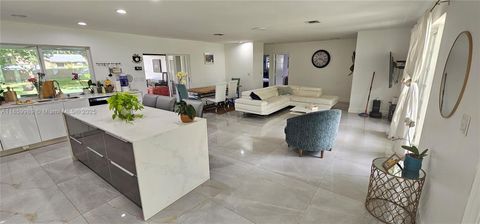 1670 SW 139th Ave Davie FL 33325