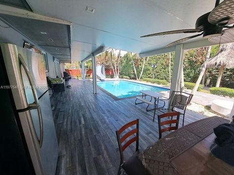 Tiny photo for 16761 SW 92nd Ave, Palmetto Bay, FL 33157 (MLS # A11977648)