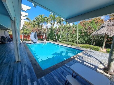 Tiny photo for 16761 SW 92nd Ave, Palmetto Bay, FL 33157 (MLS # A11977648)