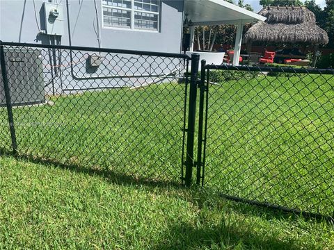 Tiny photo for 16761 SW 92nd Ave, Palmetto Bay, FL 33157 (MLS # A11977648)