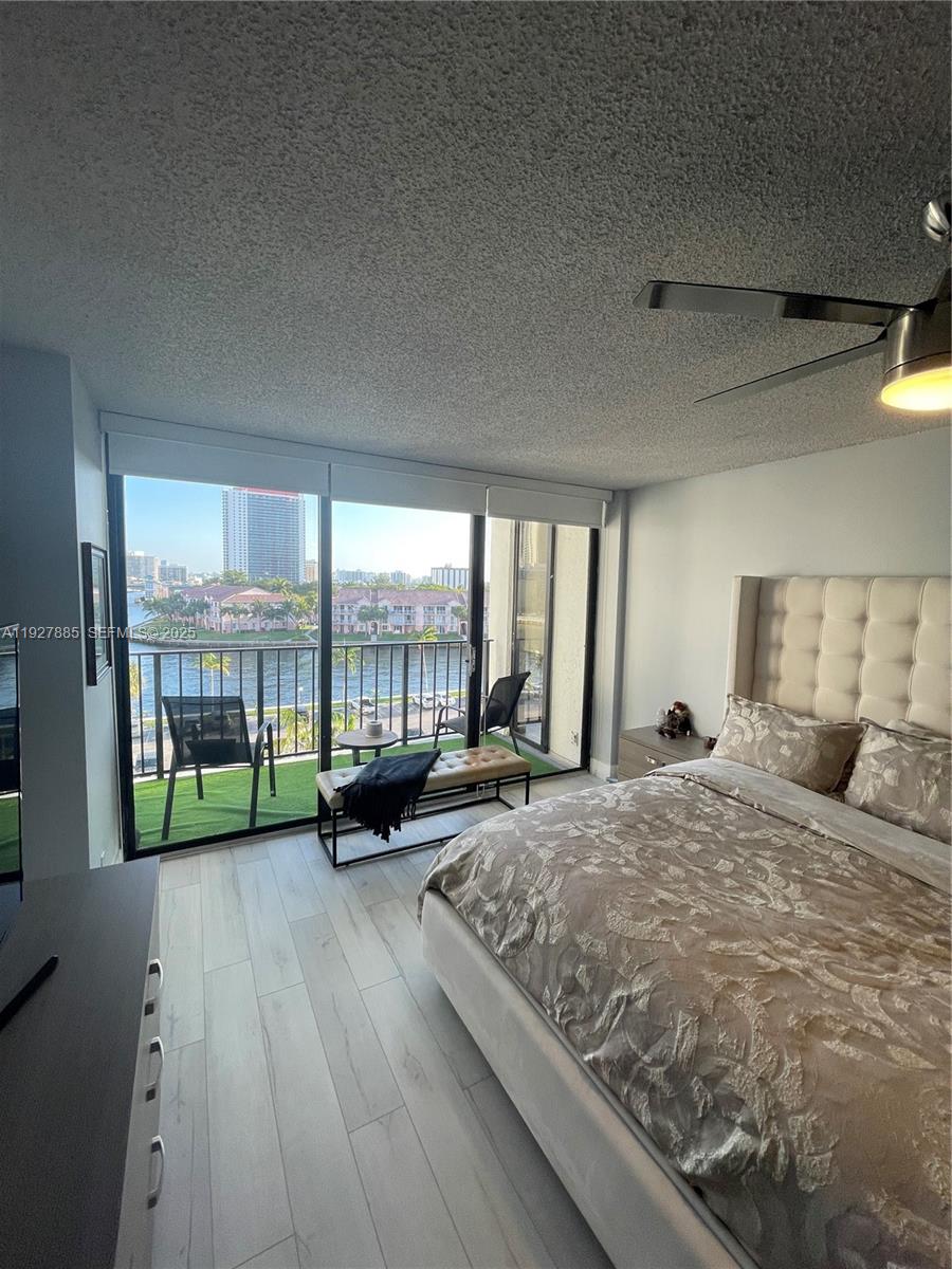 200 LESLIE CONDO - Residential