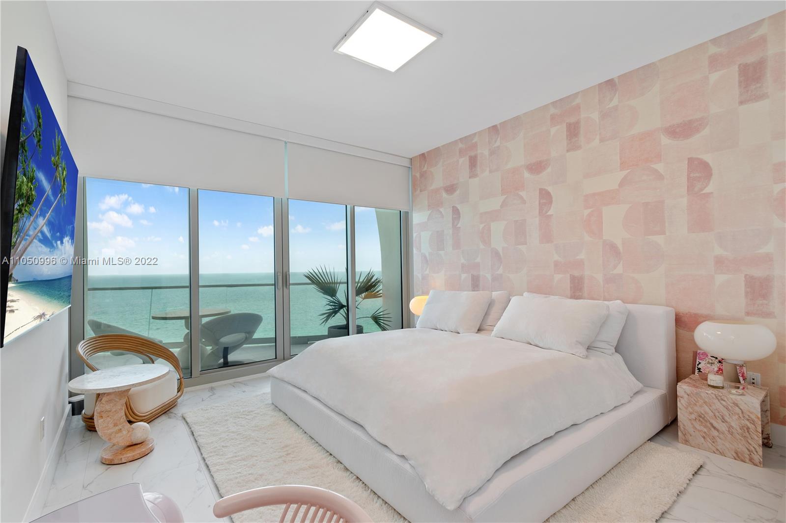 JADE SIGNATURE CONDO - Residential