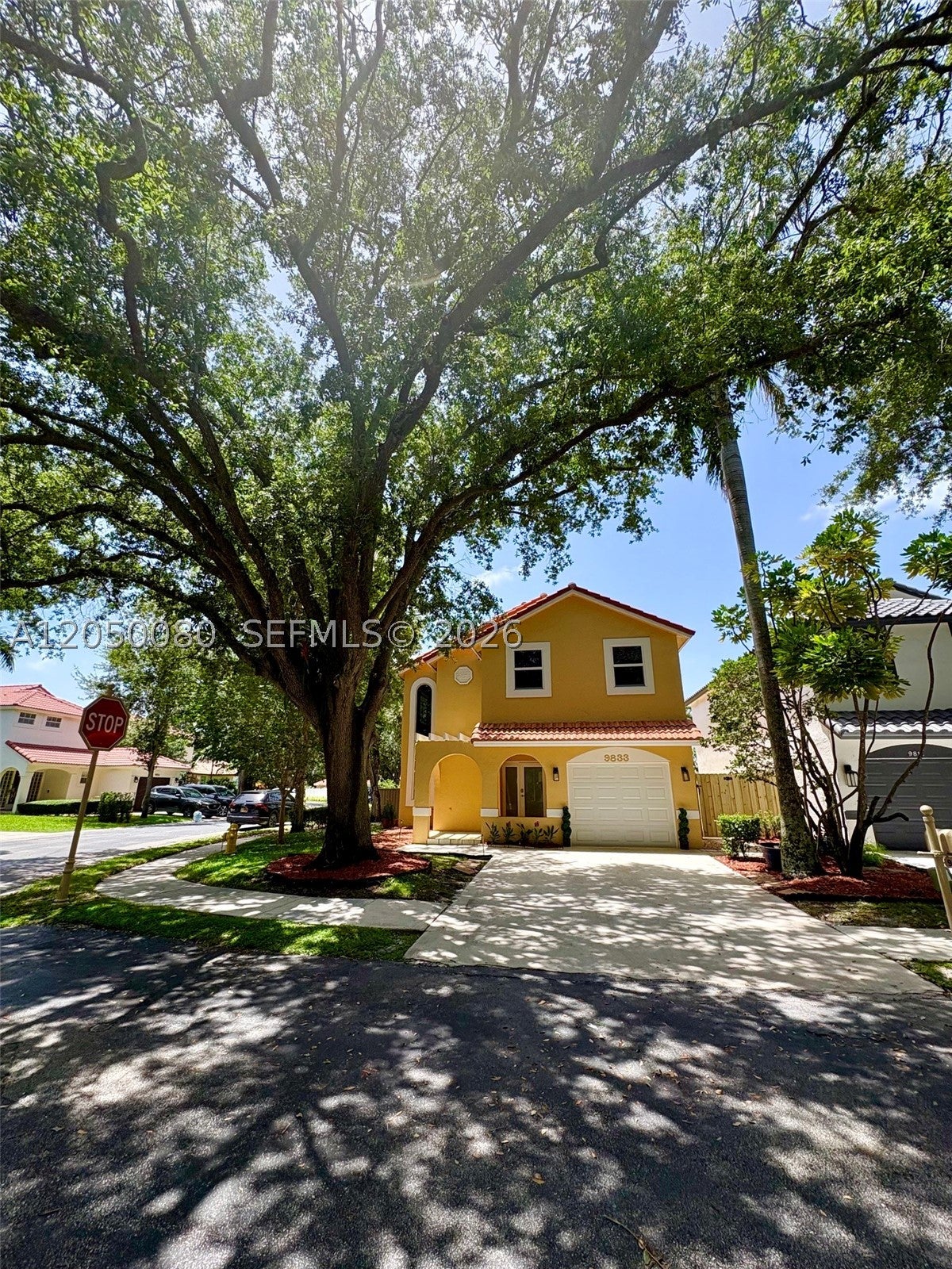 9833 NW 5th Ct