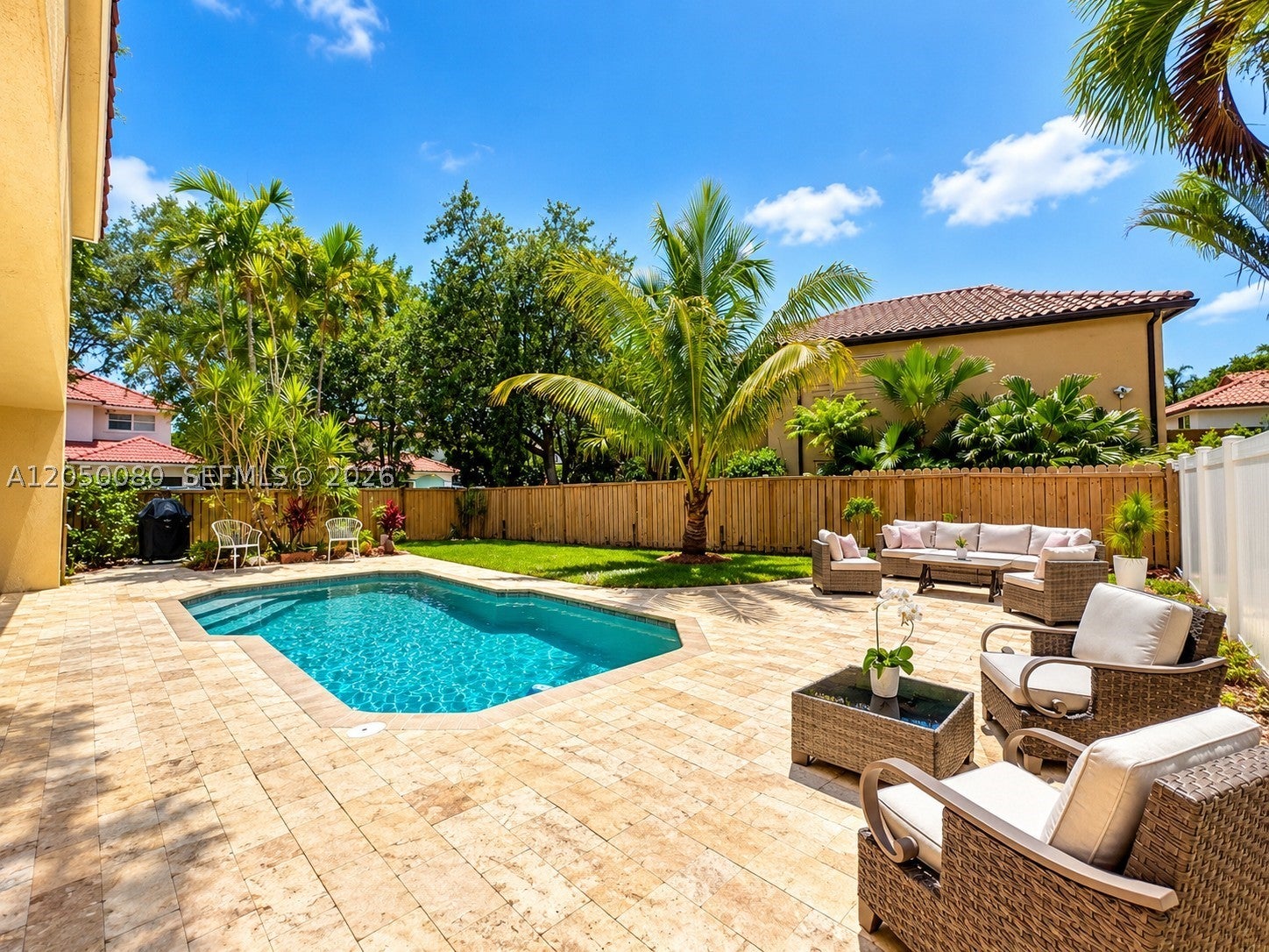 9833 NW 5th Ct