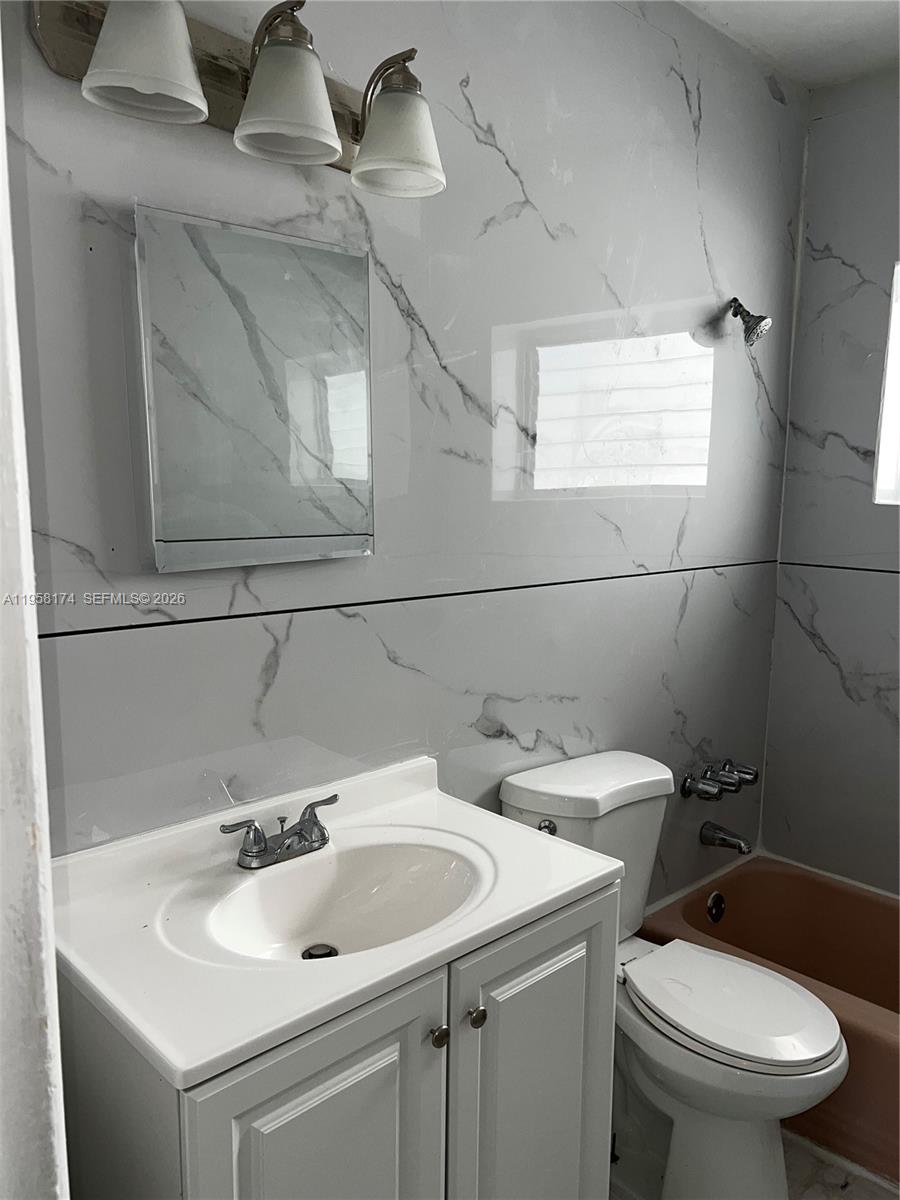 OCEAN BEACH ADDN NO 3 - Residential Lease