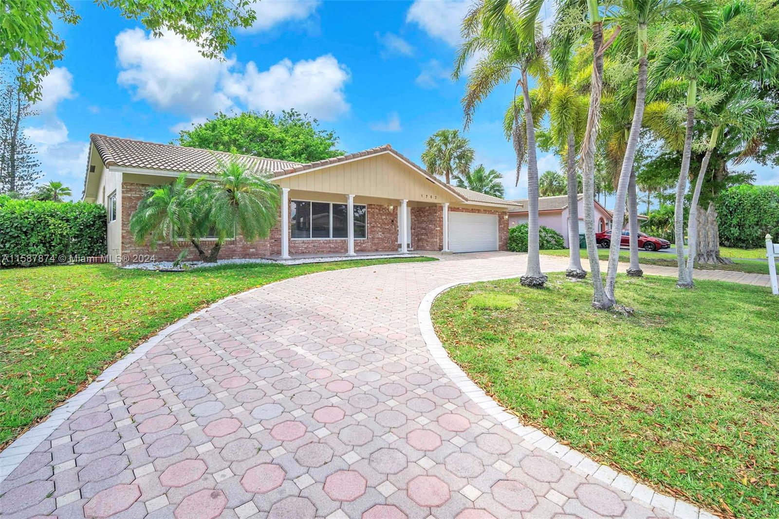 Property for Sale at 1762 Nw 82nd Ave, Coral Springs, Broward County, Florida - Bedrooms: 4 
Bathrooms: 3  - $699,999