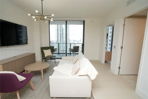 Tiny photo for 159 NE 6th St #2711, Miami, FL 33132 (MLS # A11977371)