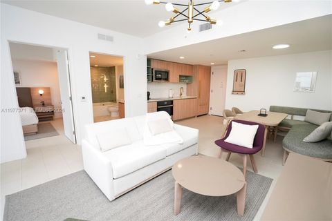 Tiny photo for 159 NE 6th St #2711, Miami, FL 33132 (MLS # A11977371)