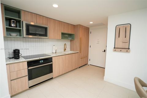 Tiny photo for 159 NE 6th St #2711, Miami, FL 33132 (MLS # A11977371)