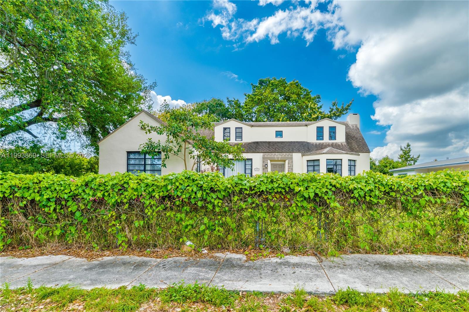 1238 NE 112th St N/A