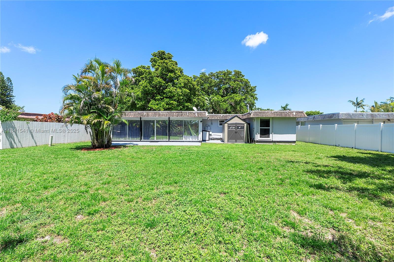 MAINLANDS OF TAMARAC LAKE - Residential