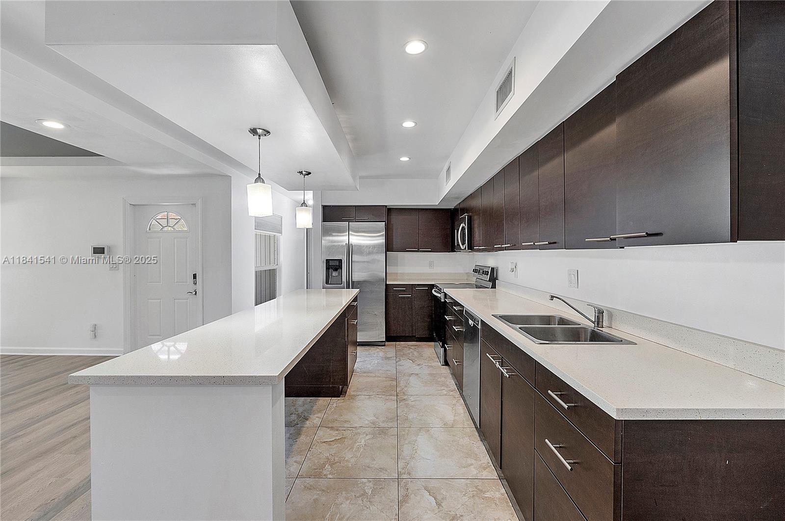 MAINLANDS OF TAMARAC LAKE - Residential