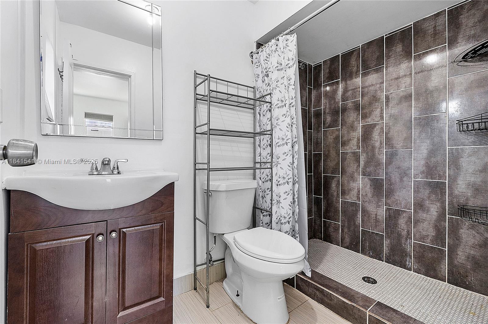 MAINLANDS OF TAMARAC LAKE - Residential