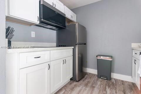 Welcome to this beautifully renovated 2-bedroom, 1 and a half bathroom home in North Miami! Enjoy a brand-new kitchen and modern bathrooms, plus the convenience of an in-unit washer and dryer. This move-in ready property offers contemporary finishes throughout and is perfect for comfortable living. Don’t miss your chance to call this stunning space your new home! Property is Fully furnished.