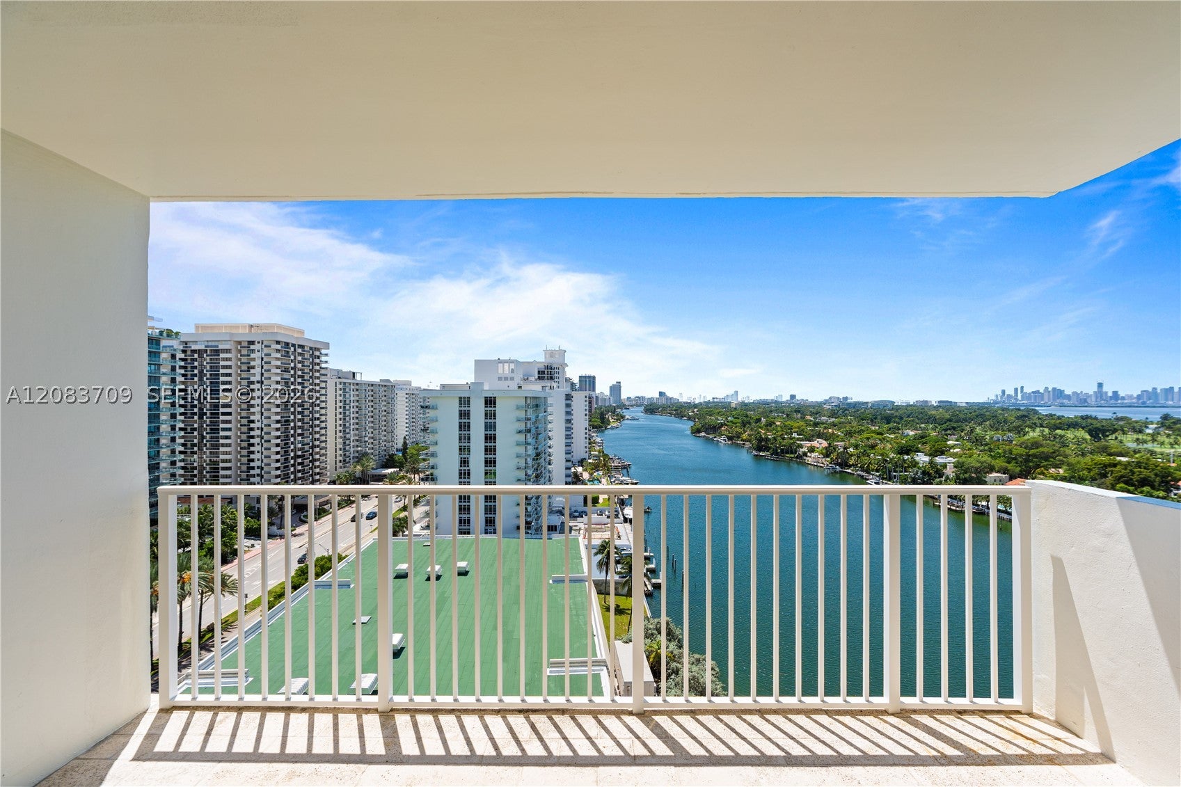5838 Collins Ave