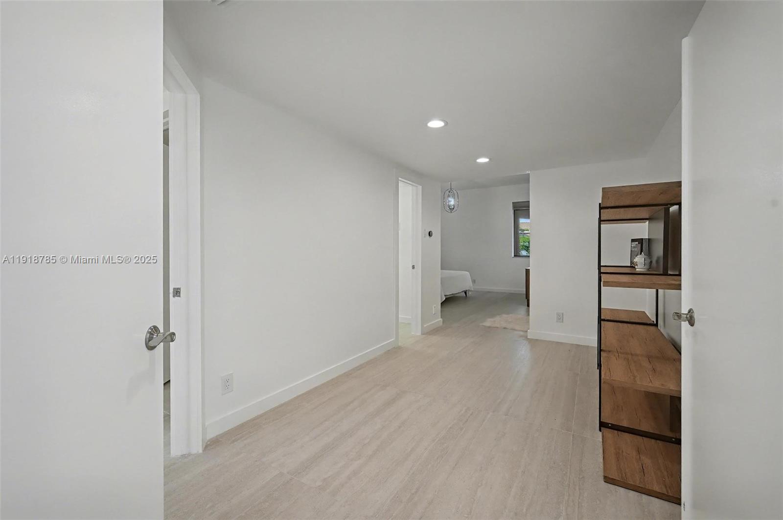 VILLA FLORA AT BOCA POINT - Residential