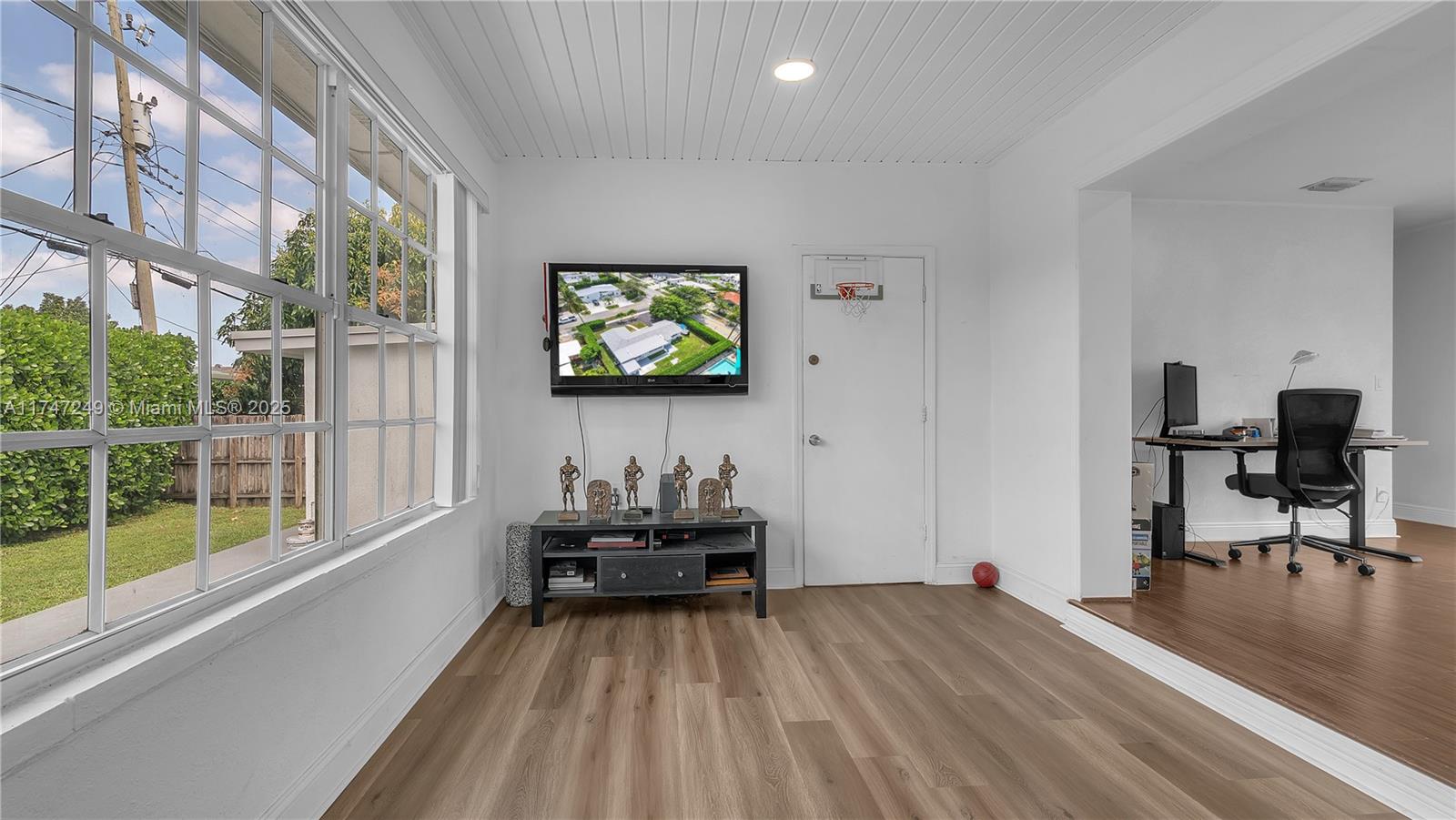 CORAL WAY VILLAGE SEC A P - Residential