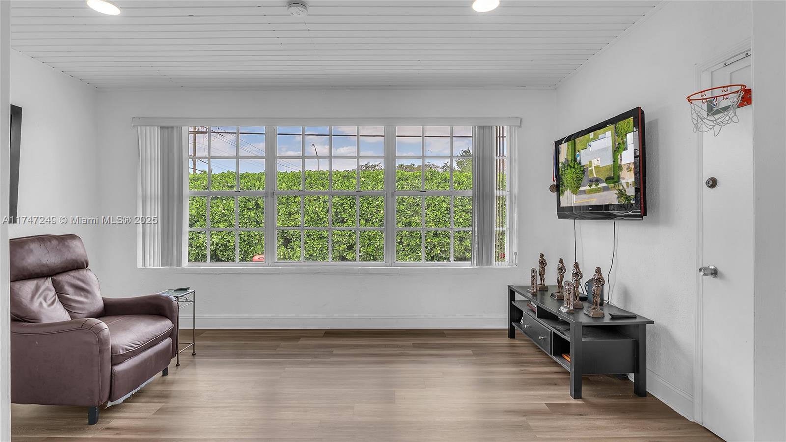 CORAL WAY VILLAGE SEC A P - Residential