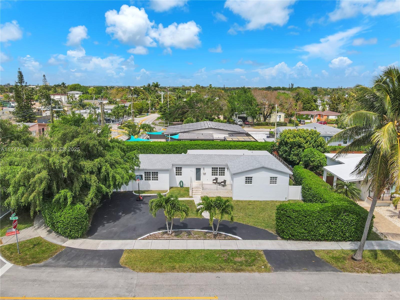 Beautiful Westchester Home – Perfect Location!
Located in one of Westchester’s most desirable neighborhoods, this updated home offers 1,780+ sq. ft. of bright, open living space on a 10,000+ sq. ft. fenced lot.
Featuring 4 bedrooms, 2 bathrooms, a modern kitchen with stainless steel appliances, and spacious living and family rooms, this home is perfect for entertaining. The large backyard with a BBQ area and room for a pool makes outdoor living easy.
With a new roof, new floors, a laundry room, and plenty of storage, it’s truly move-in ready. Walk to top schools (Columbus & St. Brendan), Tropical Park, and enjoy easy highway access.
Welcome HOME!
