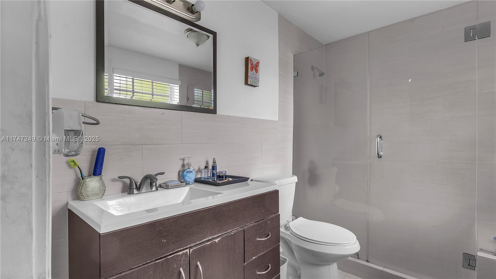 CORAL WAY VILLAGE SEC A P - Residential