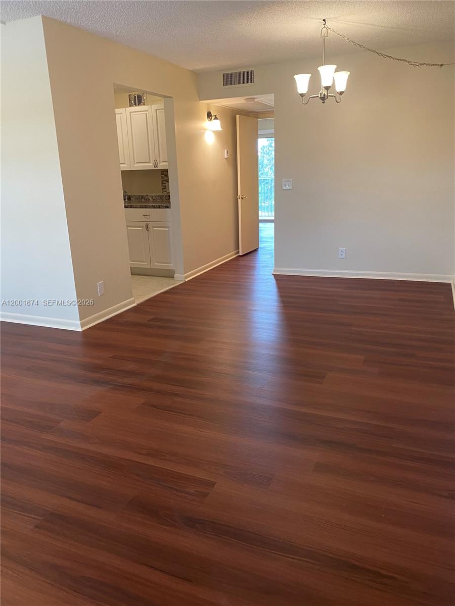 KINGSLEY AT CENTURY VILLA - Residential Lease