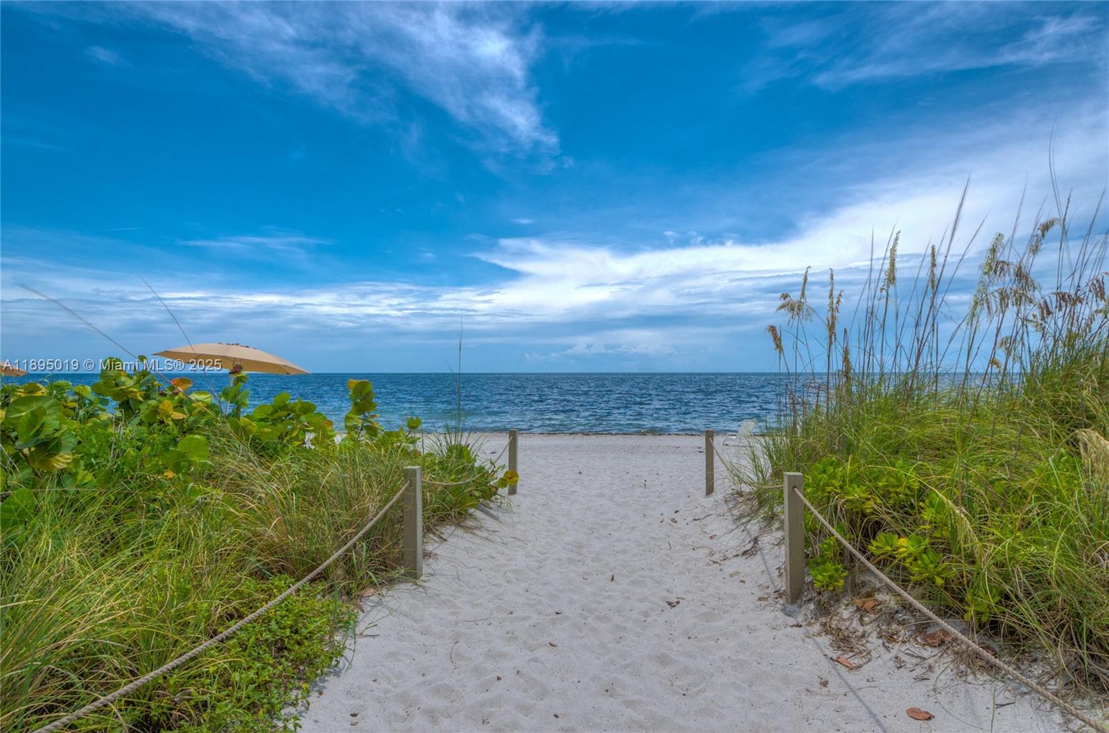 TOWERS OF KEY BISCAYNE CO - Residential