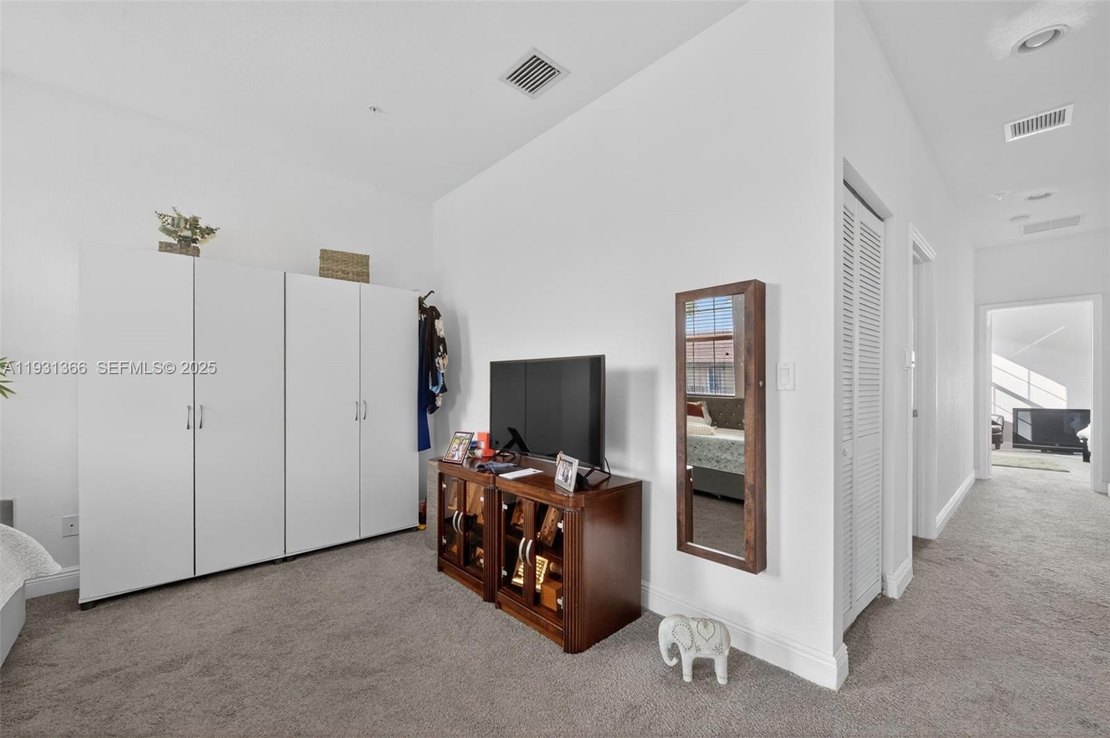 MEADOW PINES - Residential Lease