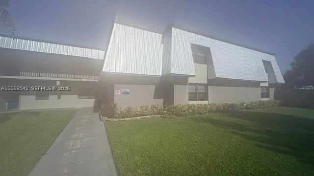 2516 S 19th St 208