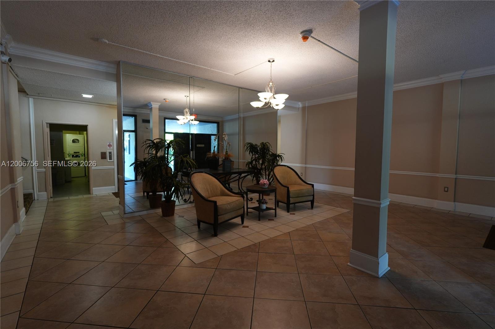 BREAKWATERS OF THE PALM B - Residential