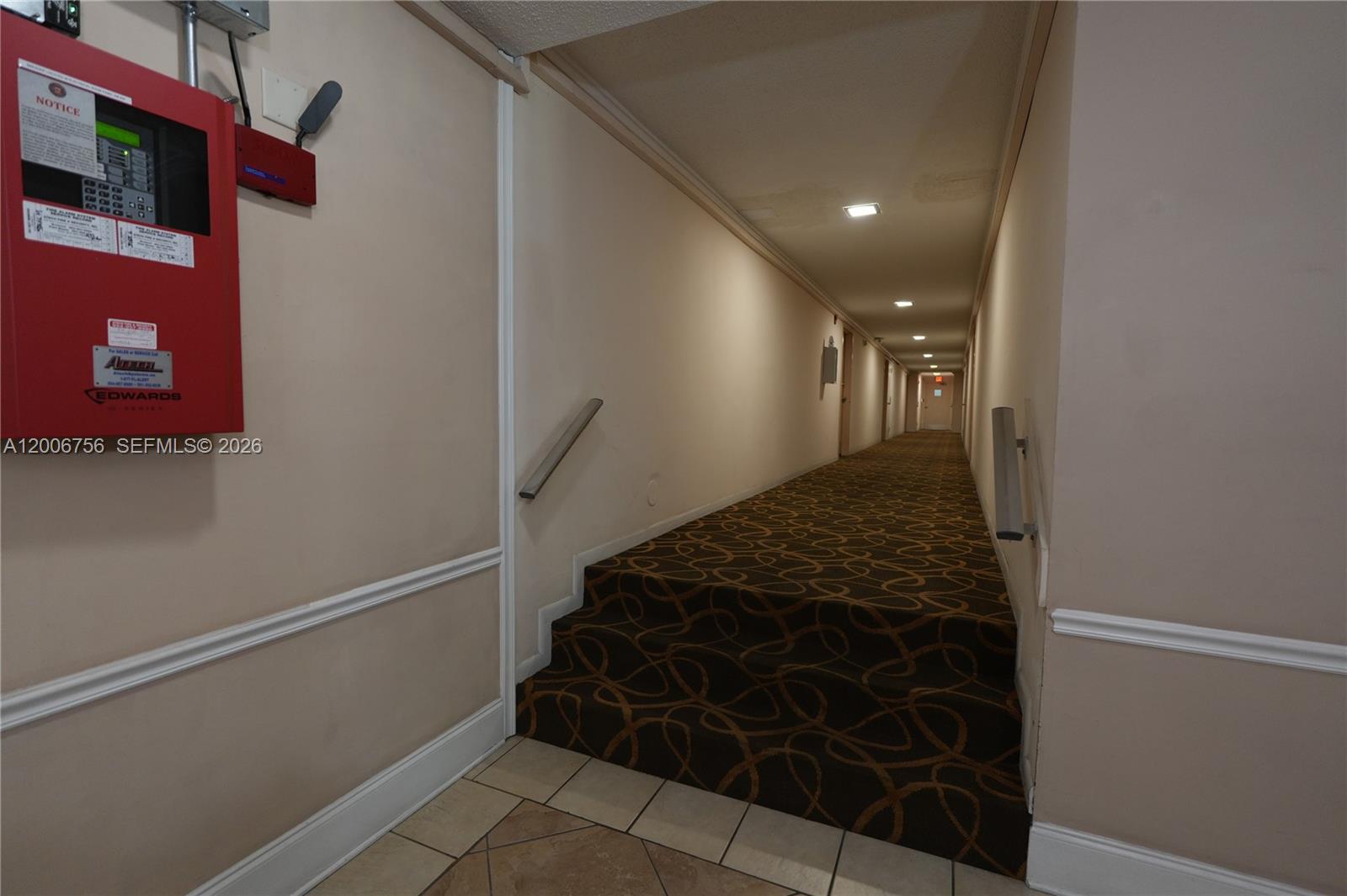 BREAKWATERS OF THE PALM B - Residential