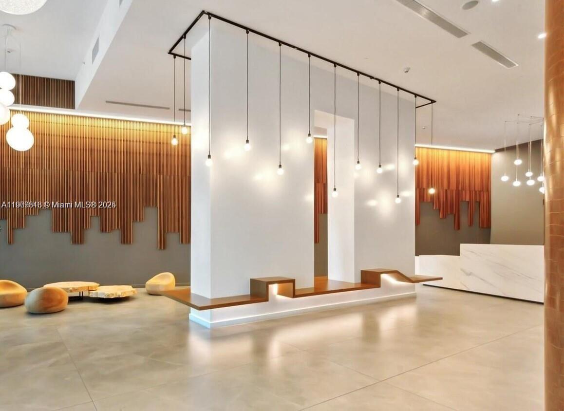 WIND CONDO - Residential