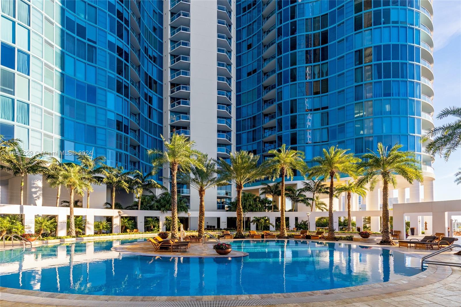 LAS OLAS RIVER HOUSE COND - Residential Lease