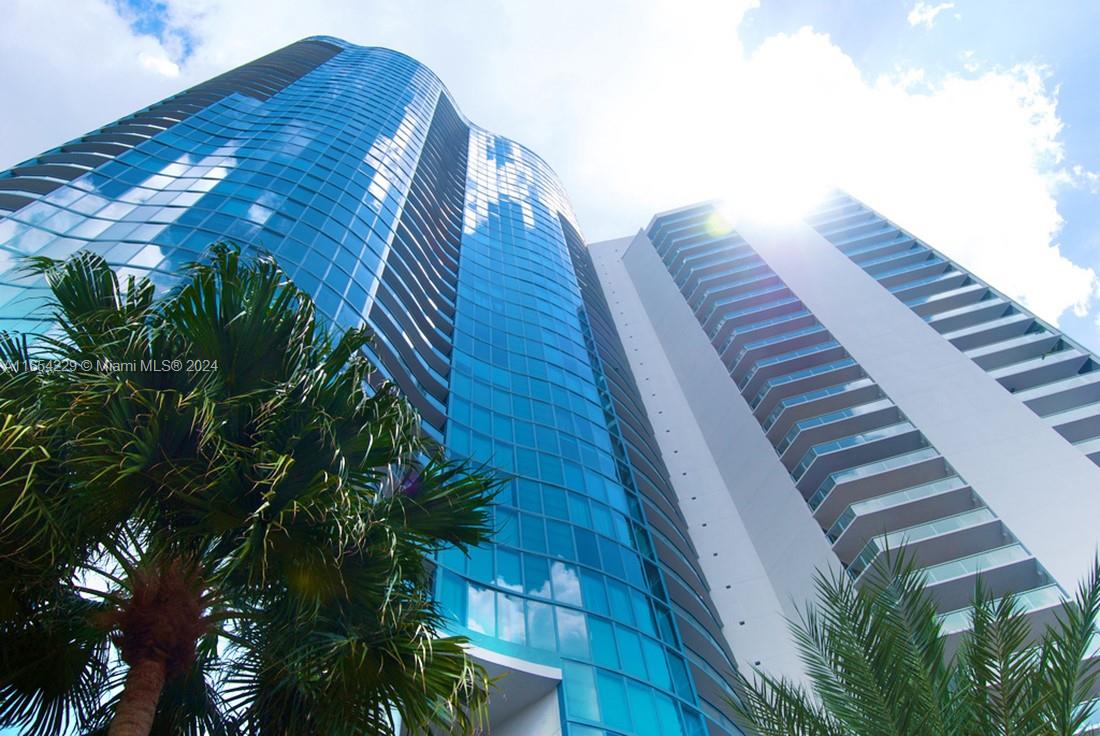 LAS OLAS RIVER HOUSE COND - Residential Lease