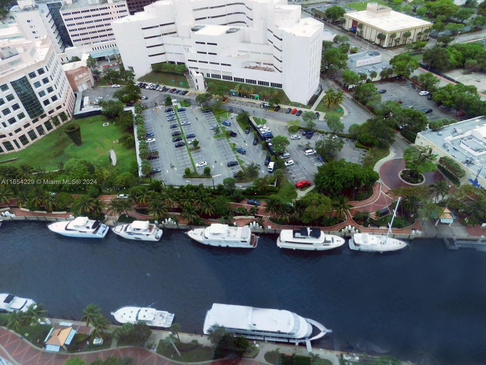 LAS OLAS RIVER HOUSE COND - Residential Lease