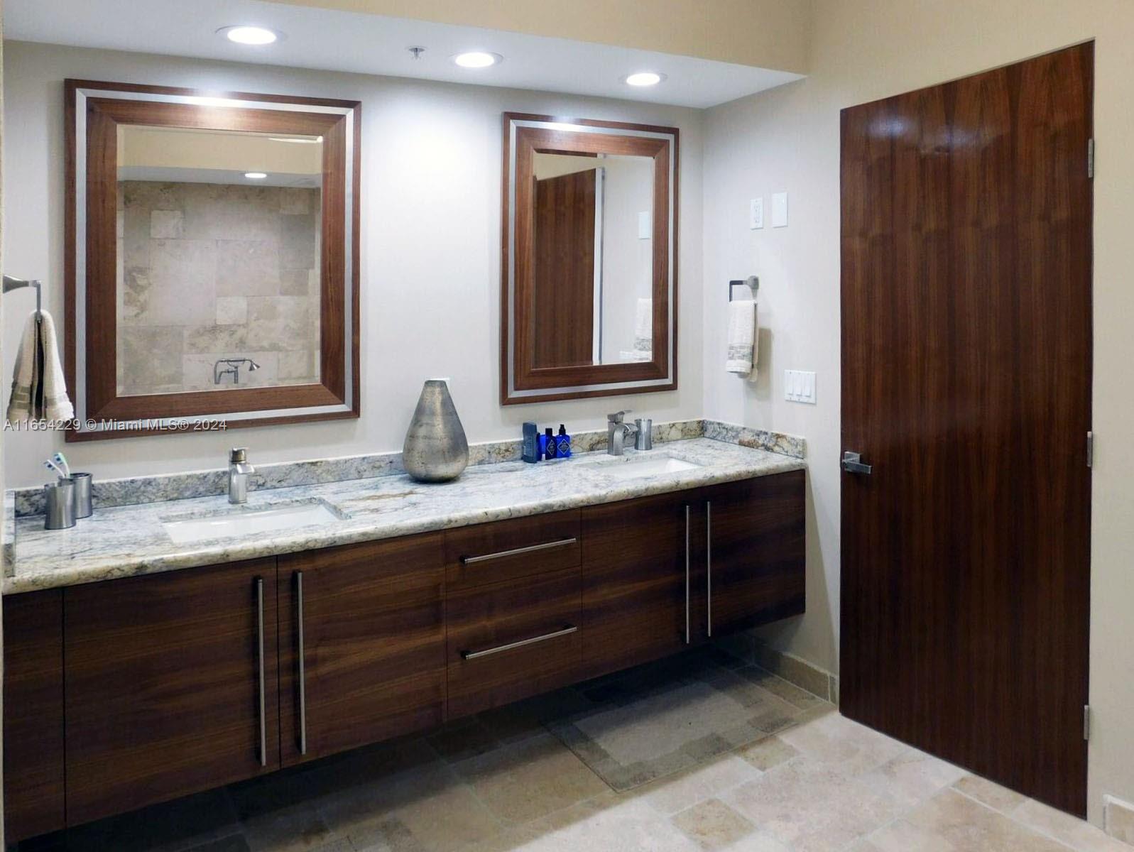 LAS OLAS RIVER HOUSE COND - Residential Lease
