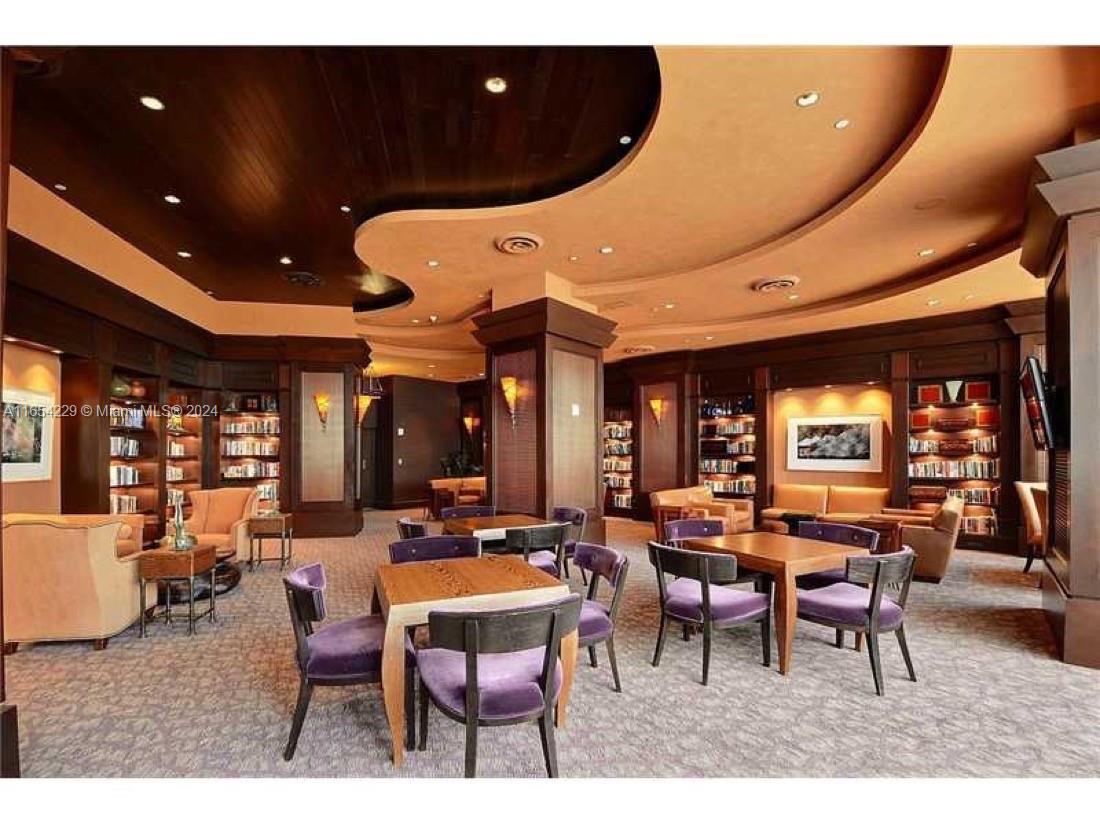 LAS OLAS RIVER HOUSE COND - Residential Lease