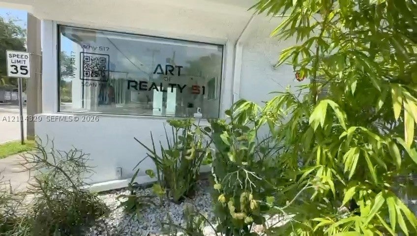 220 SE 12th St