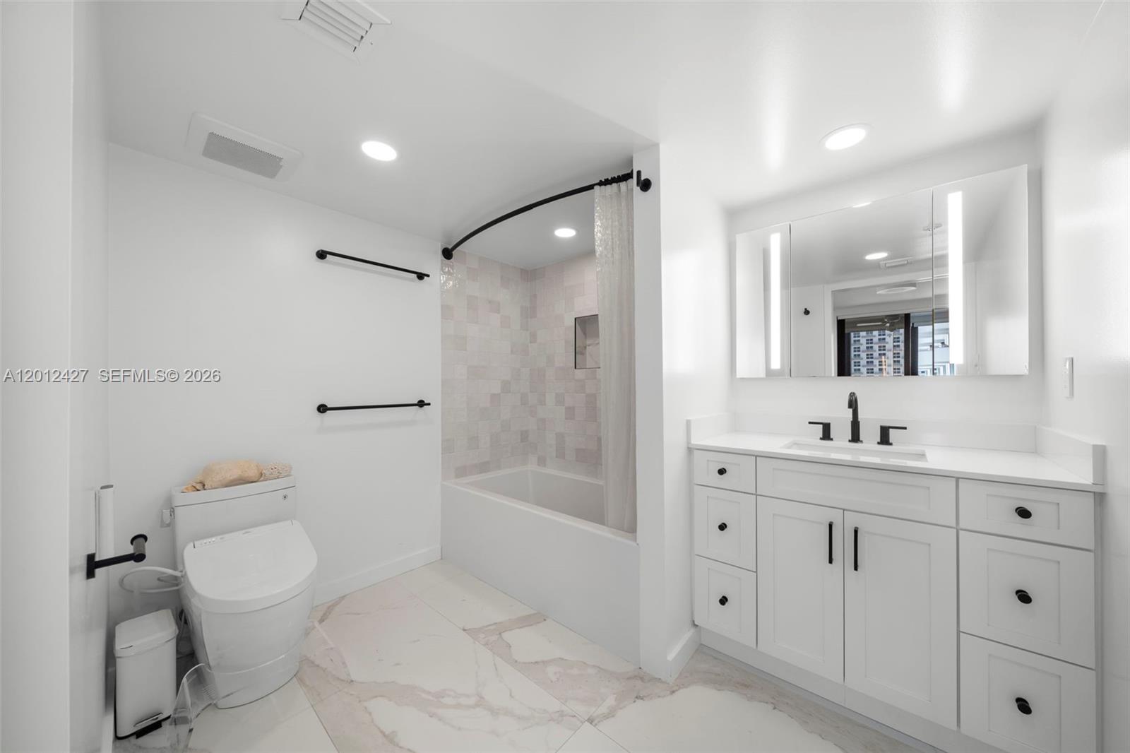 THE GEORGIAN CONDO - Residential