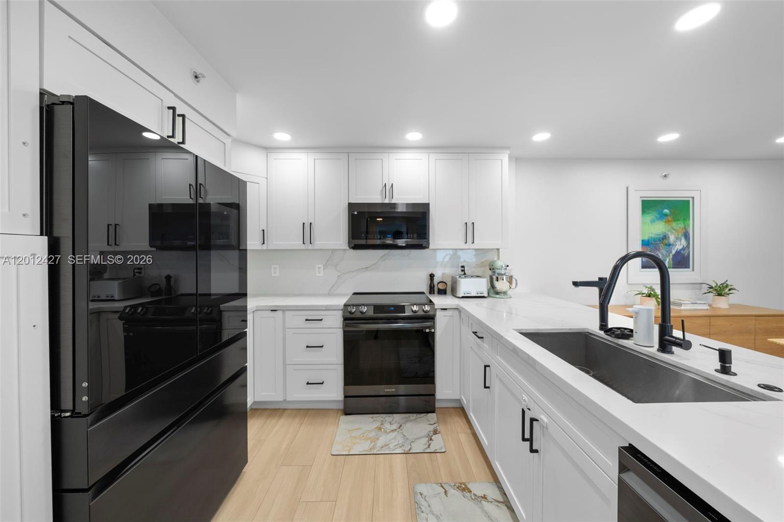 THE GEORGIAN CONDO - Residential