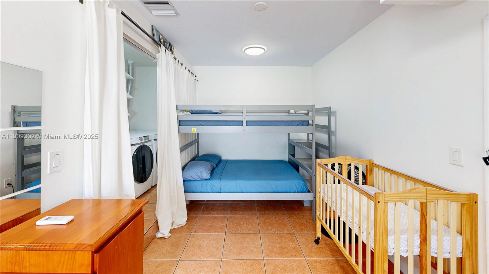 CALUSA CLUB ESTATES 3RD A - Residential