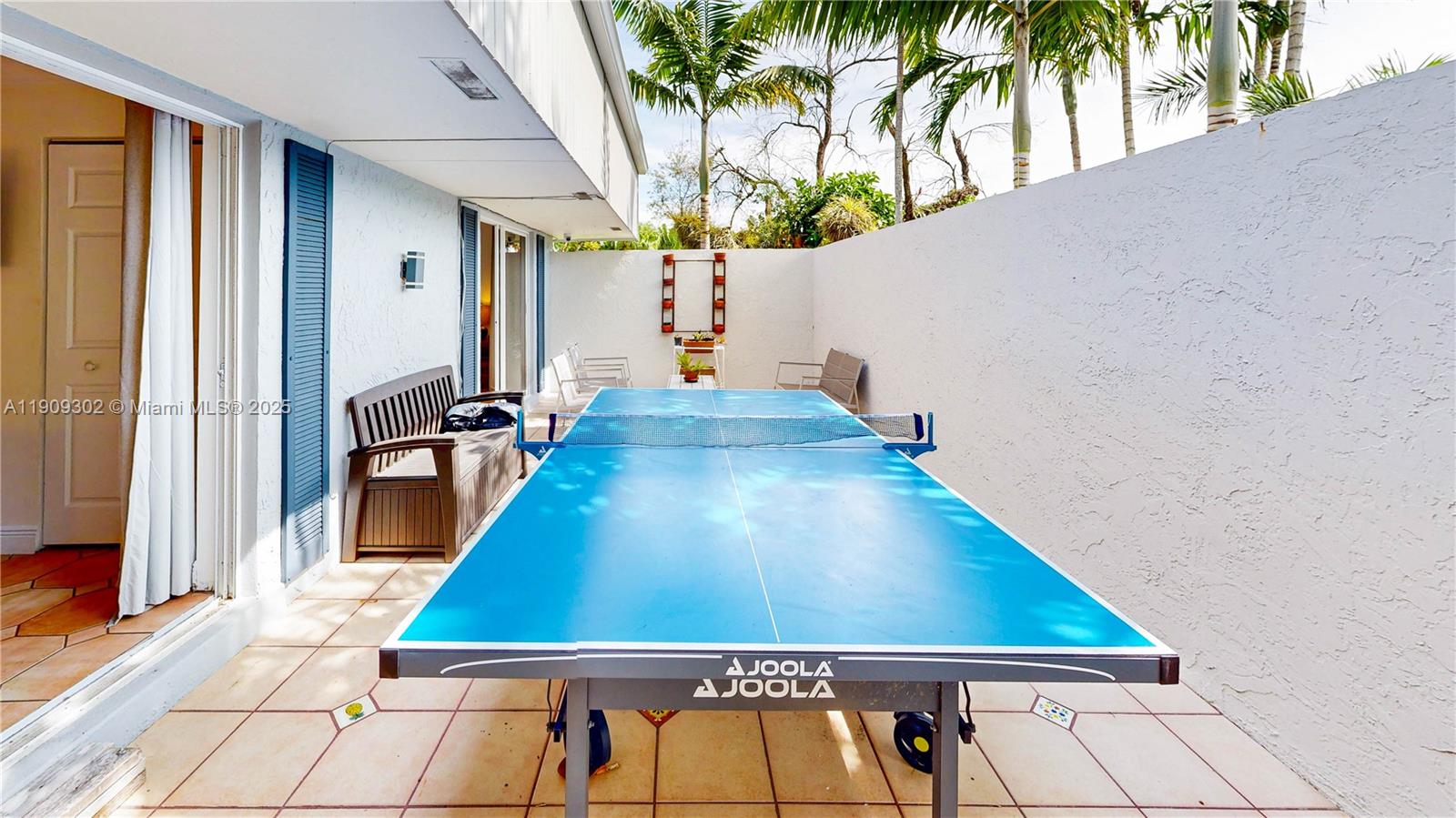 CALUSA CLUB ESTATES 3RD A - Residential