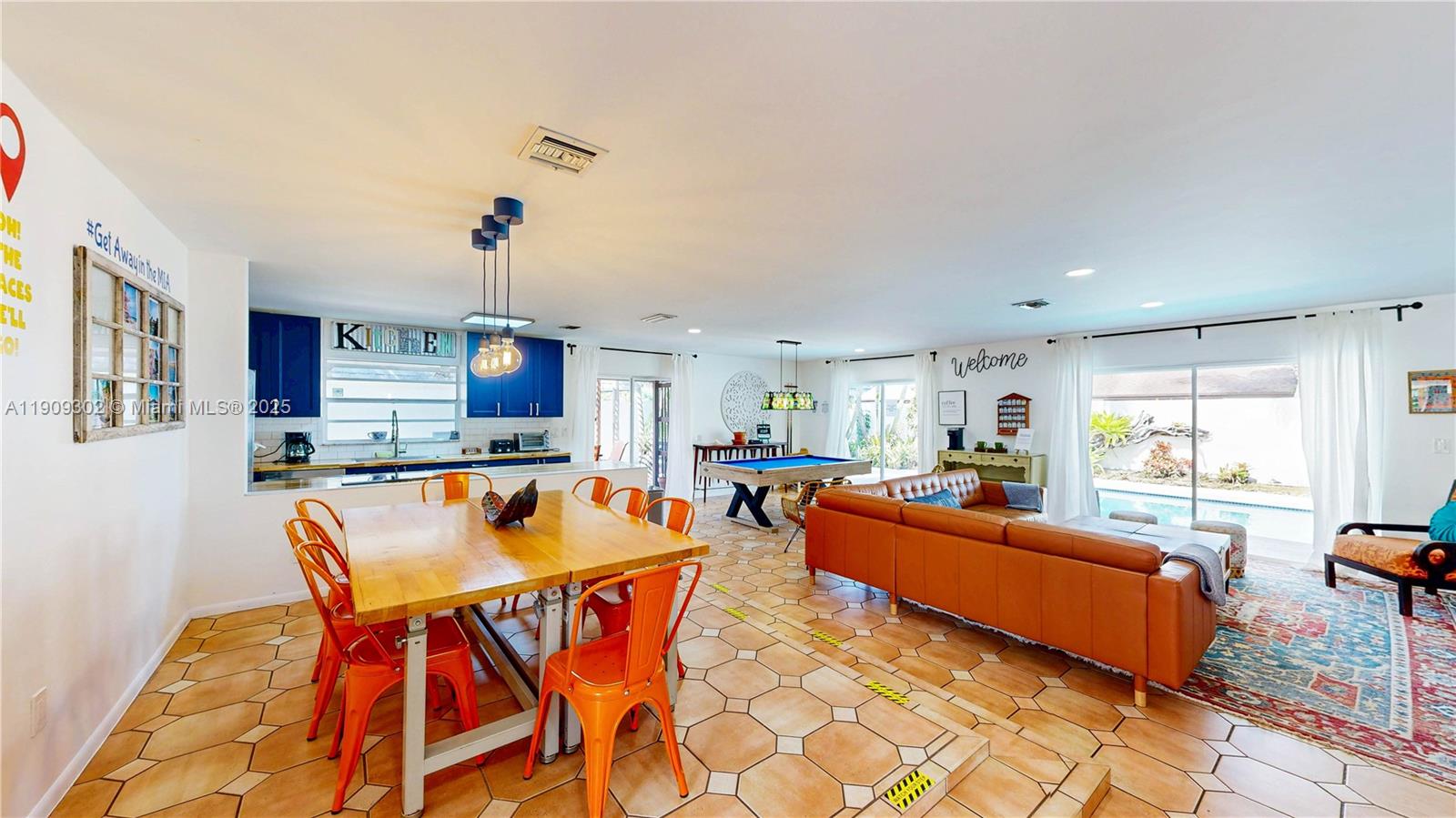 CALUSA CLUB ESTATES 3RD A - Residential